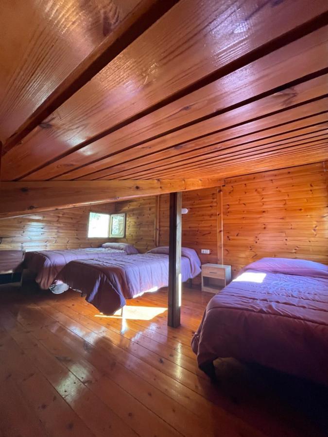 Camping Oliana Ngoại thất bức ảnh